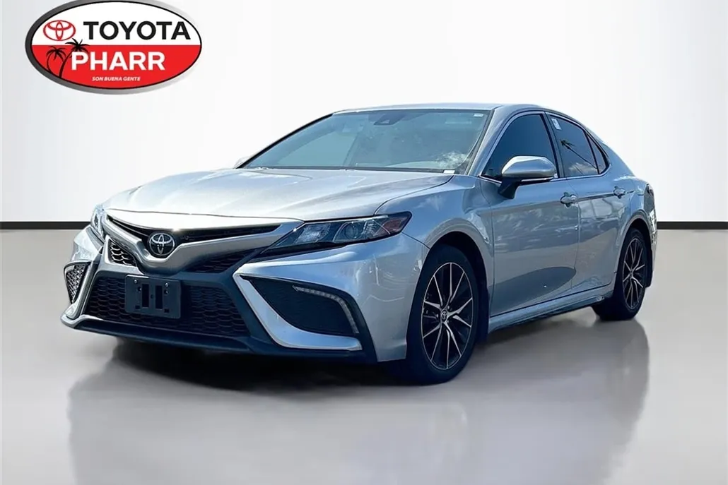 2023 Toyota Camry SE photo 1