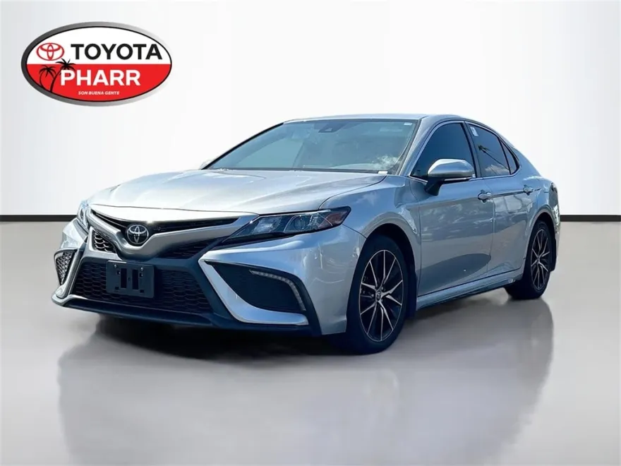 2023 Toyota Camry SE photo 1