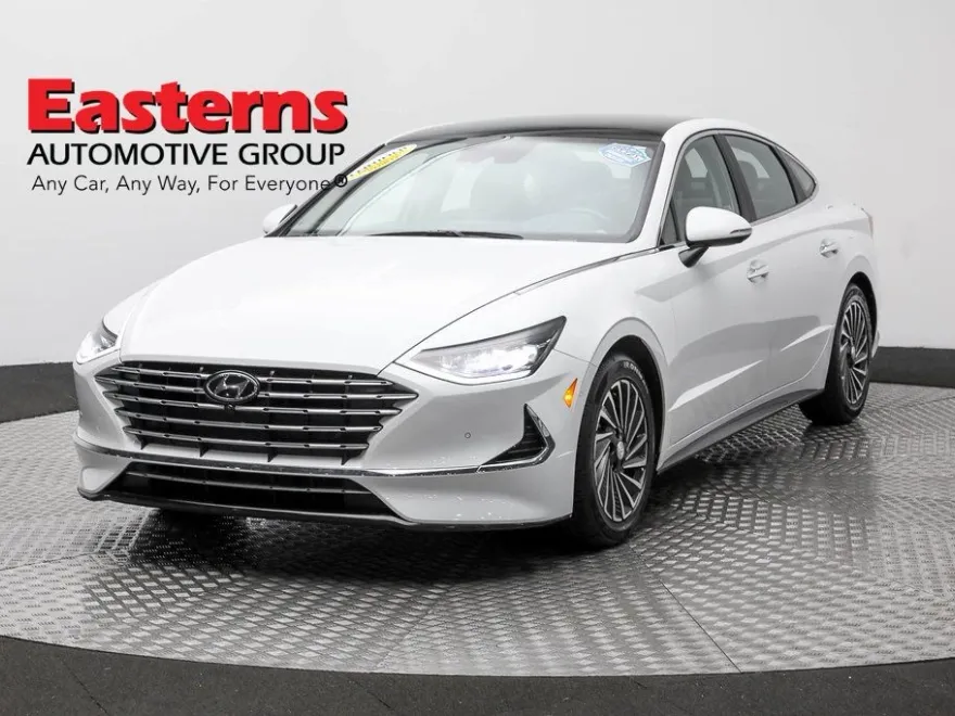 2022 Hyundai Sonata Hybrid Limited photo 1