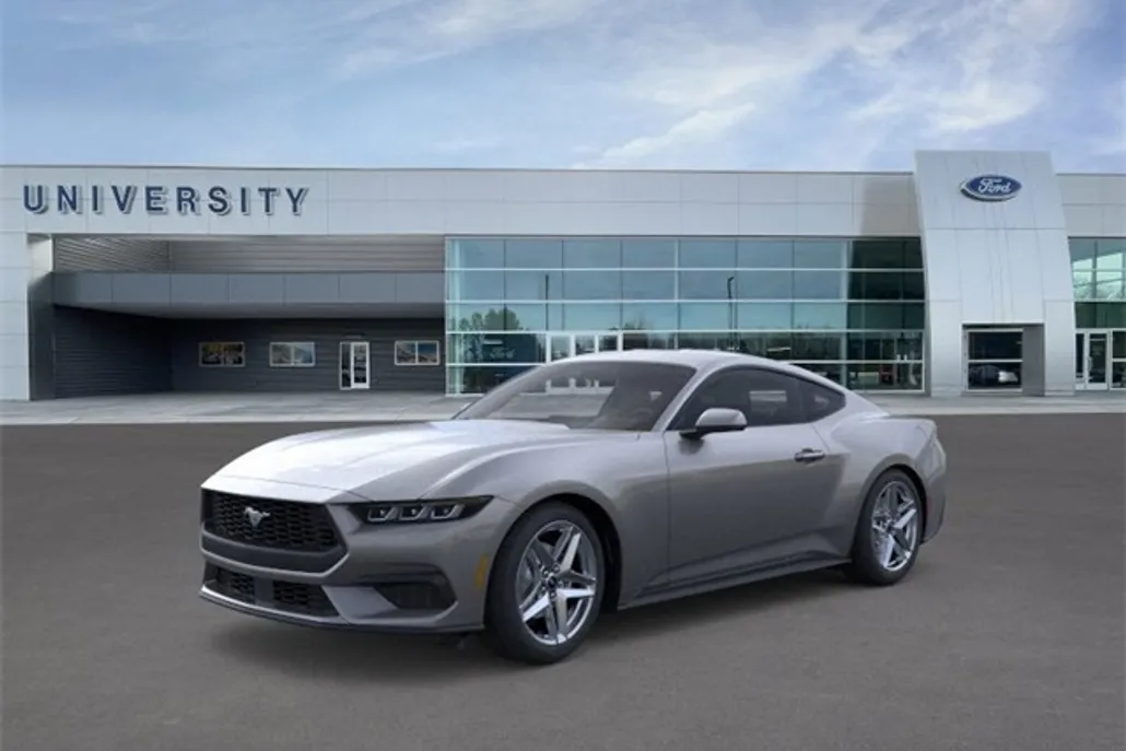 2025 Ford Mustang EcoBoost photo 1