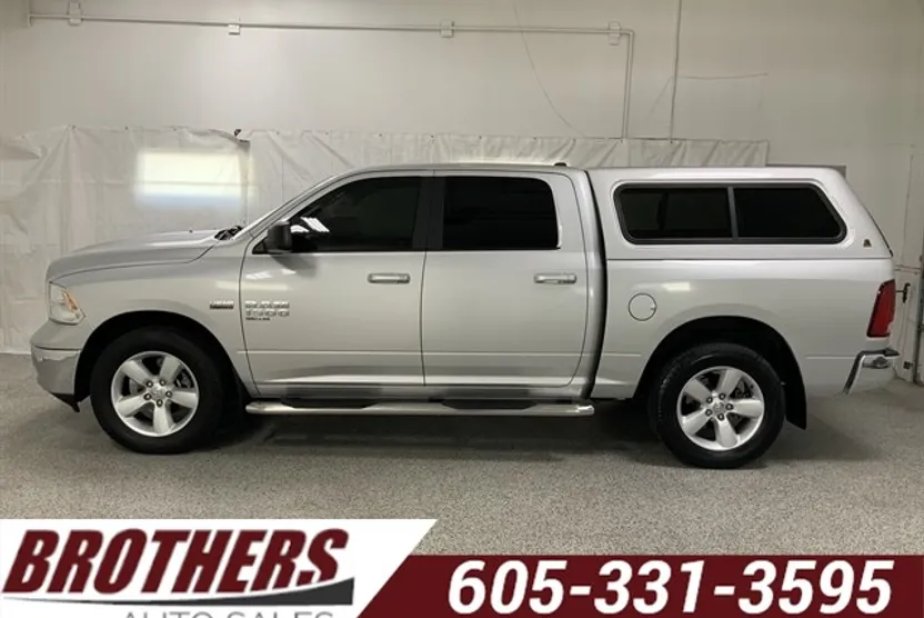 2019 Ram 1500 SLT photo 1