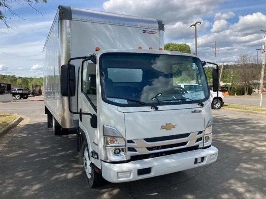 2024 Chevrolet Silverado 4500HD photo 1