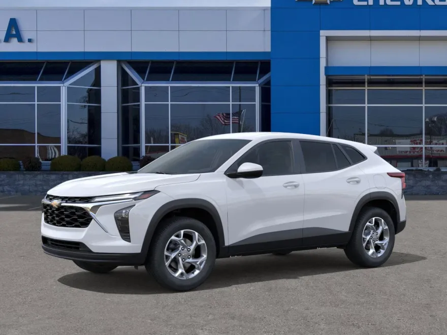 2026 Chevrolet Trax LS photo 1