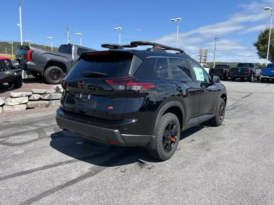 2026 Nissan Rogue SV photo 1