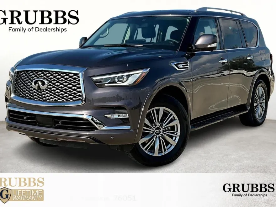 2022 Infiniti QX80 Luxe photo 1