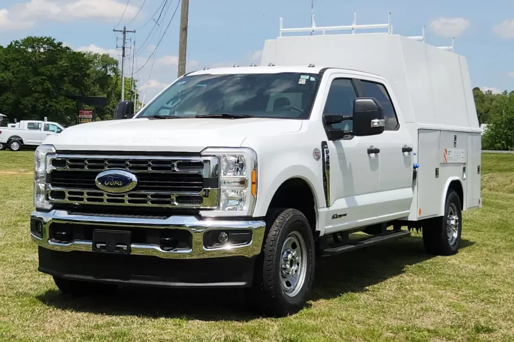 2024 Ford F-350 XL photo 1