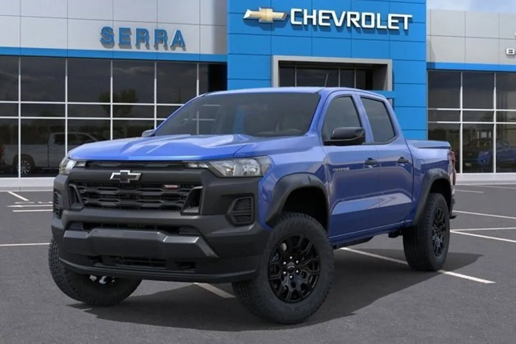 2026 Chevrolet Colorado Trail Boss photo 1