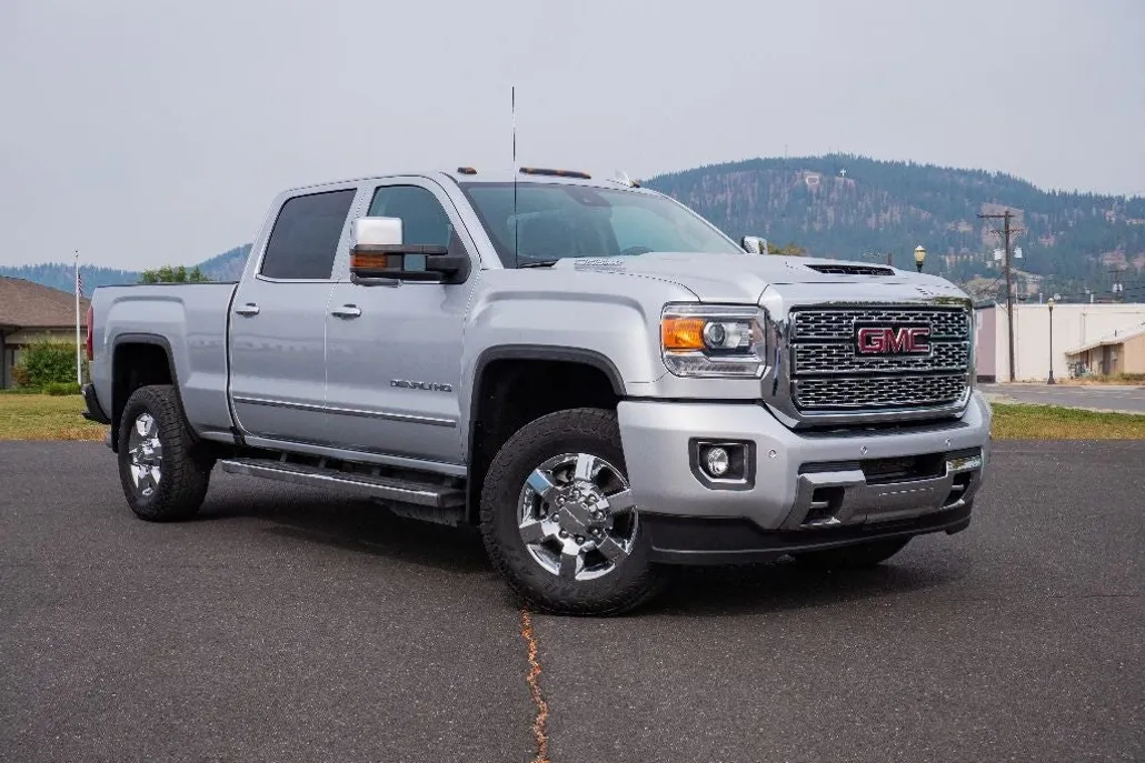2018 Gmc Sierra 3500 HD Denali photo 1