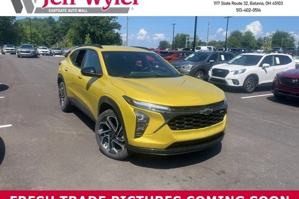 2024 Chevrolet Trax photo 1