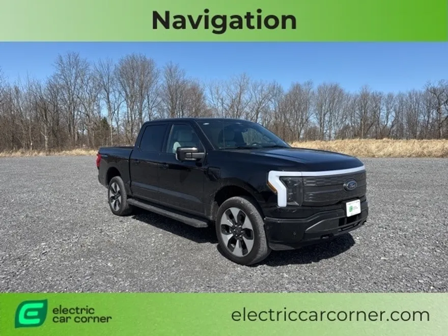 2023 Ford F-150 Lightning Platinum photo 1