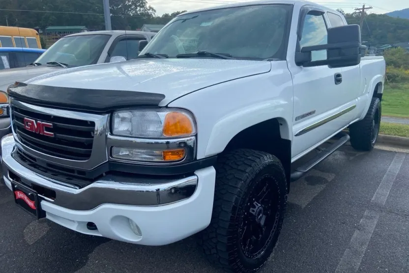 2004 Gmc Sierra Work Truck photo 1
