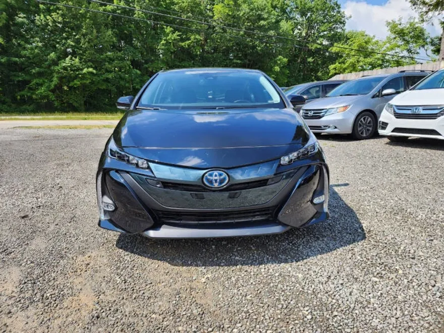 2021 Toyota Prius Prime Limited photo 1