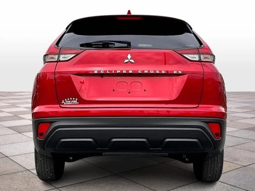 2024 Mitsubishi Eclipse Cross ES photo 1