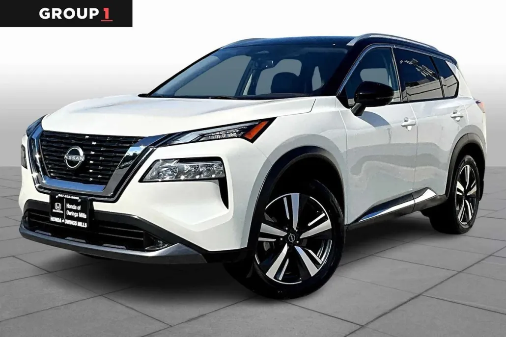 2022 Nissan Rogue SL photo 1