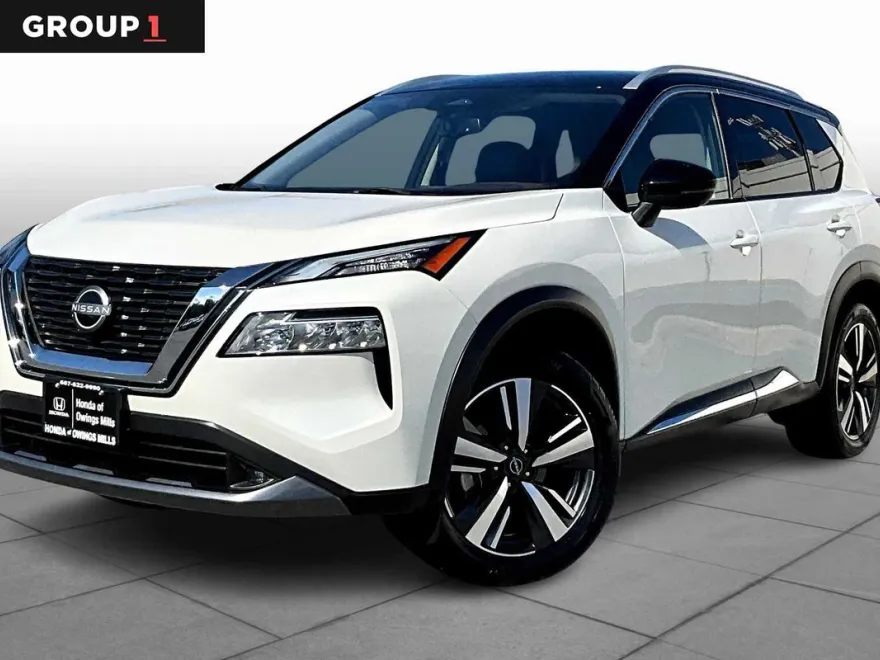 2022 Nissan Rogue SL photo 1
