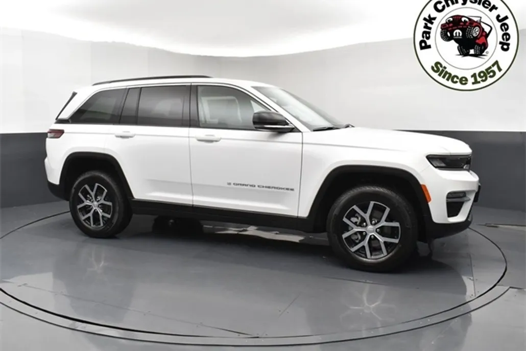 2025 Jeep Grand Cherokee Limited photo 1