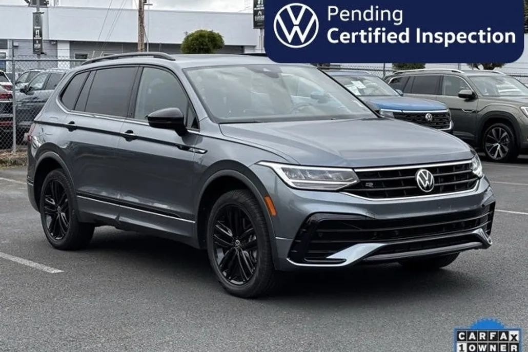 2022 Volkswagen Tiguan SE R-Line Black photo 1