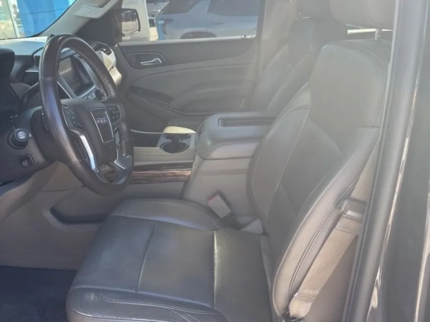 2015 Gmc Yukon SLT photo 1