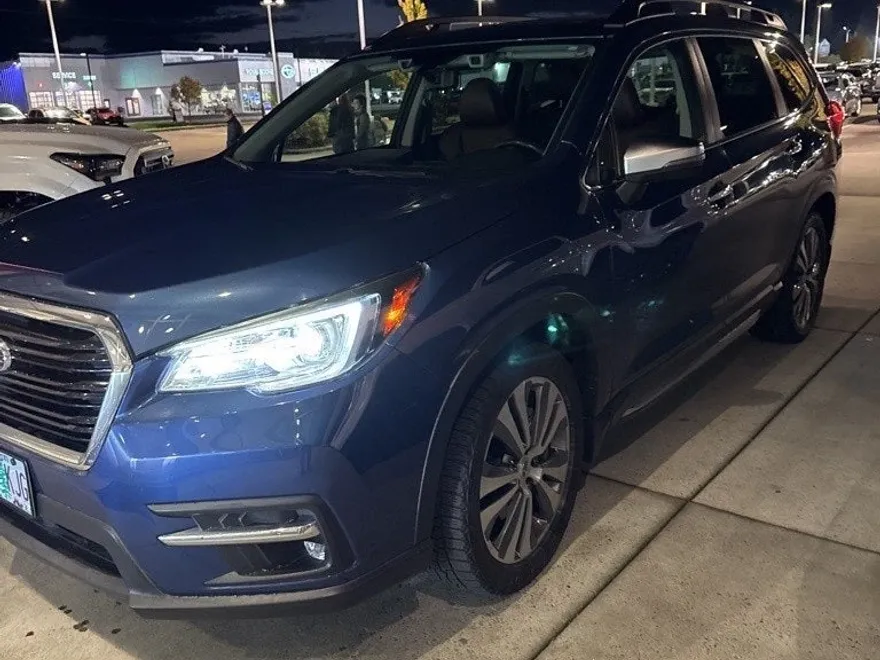 2019 Subaru Ascent Touring photo 1