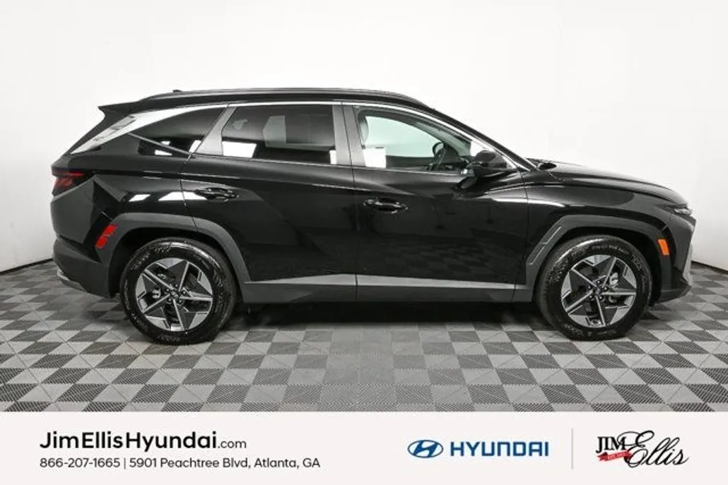2025 Hyundai Tucson SEL photo 1