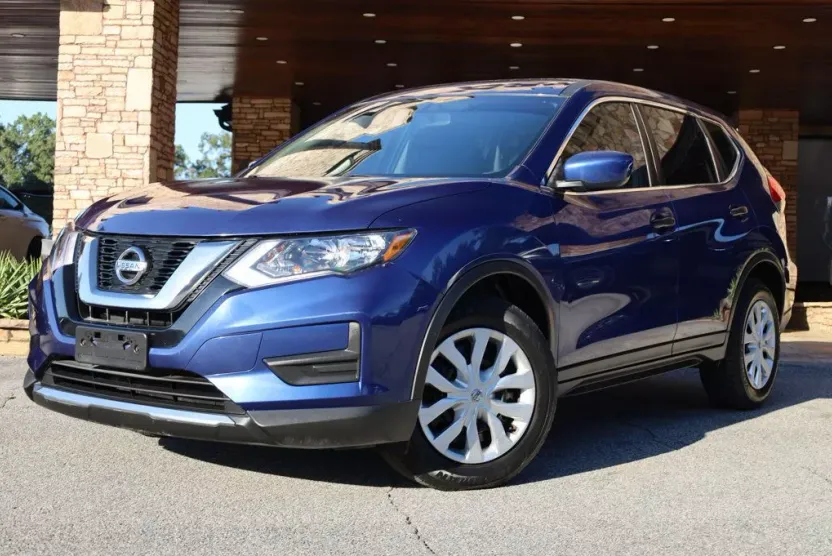 2017 Nissan Rogue S photo 1