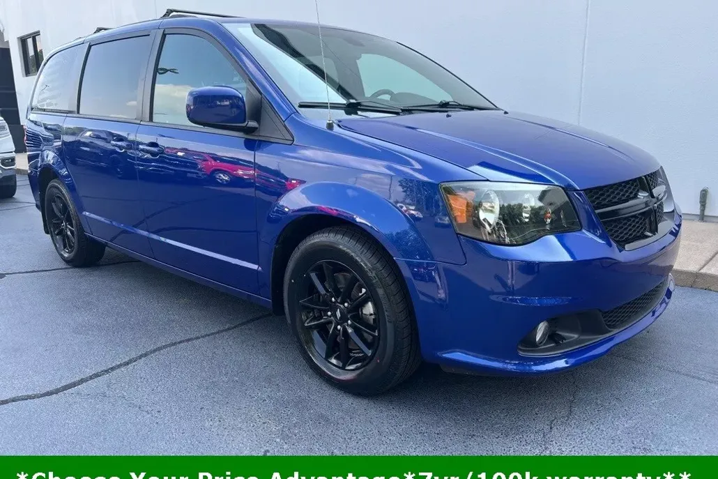 2020 Dodge Grand Caravan SE photo 1