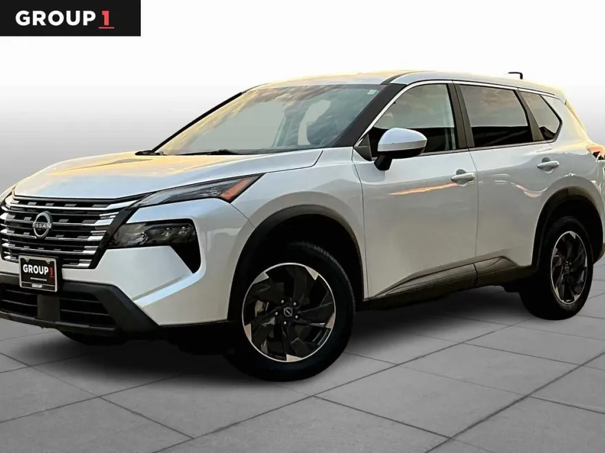 2024 Nissan Rogue SV photo 1
