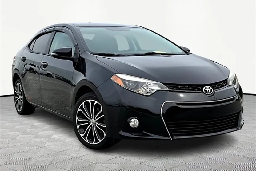 2016 Toyota Corolla Plus photo 1