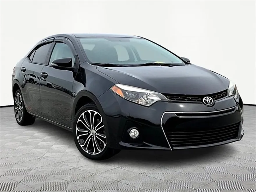 2016 Toyota Corolla Plus photo 1