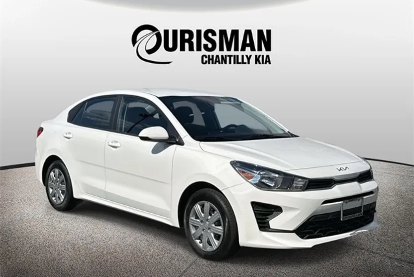 2023 Kia Rio LX photo 1
