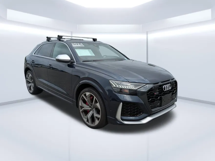 2024 Audi RS Q8 photo 1