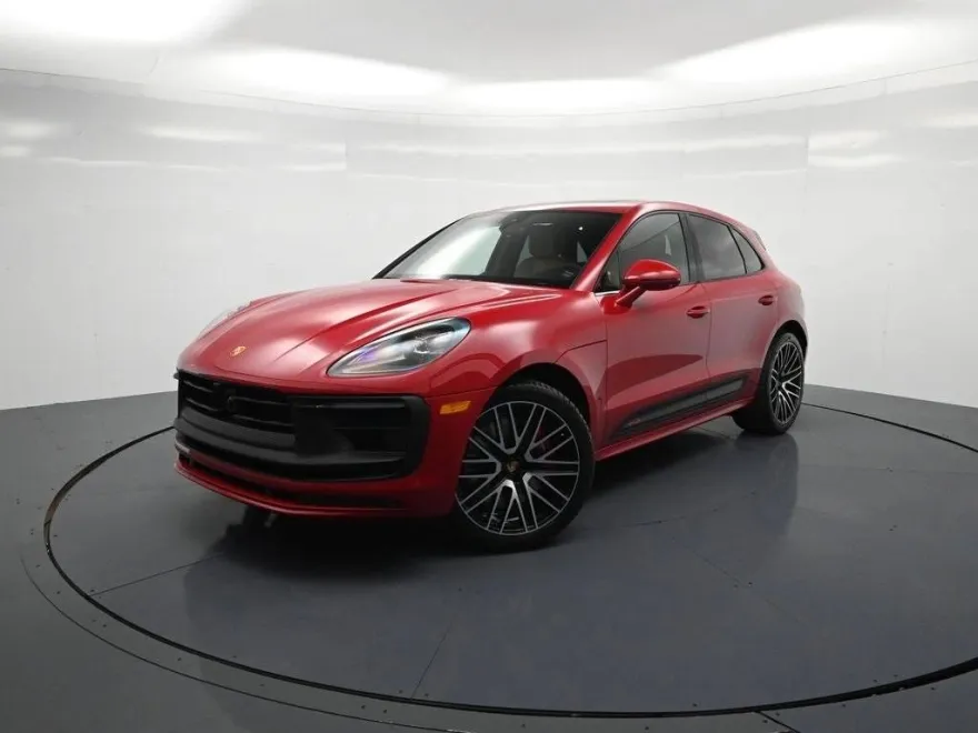 2026 Porsche Macan GTS photo 1