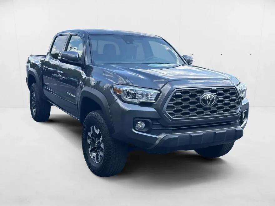 2023 Toyota Tacoma TRD V6 photo 1