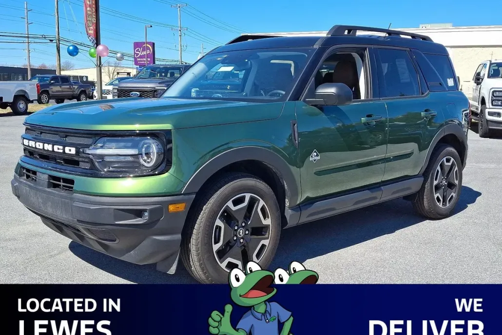 2024 Ford Bronco Sport Outer Banks photo 1