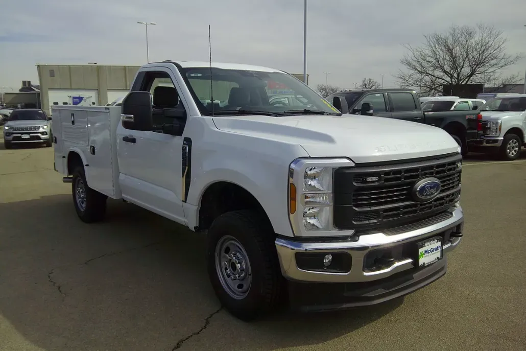 2025 Ford F-250 photo 1