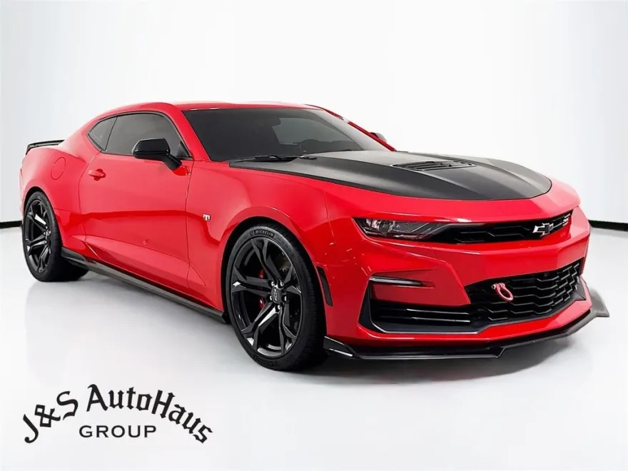 2021 Chevrolet Camaro 1SS photo 1