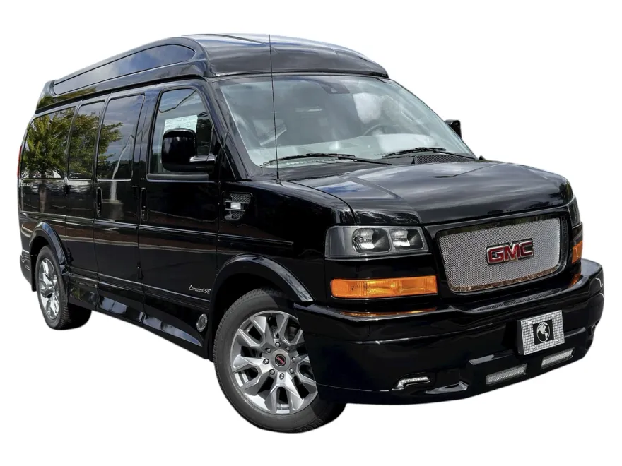 2025 Gmc Savana Cargo 2500 photo 1