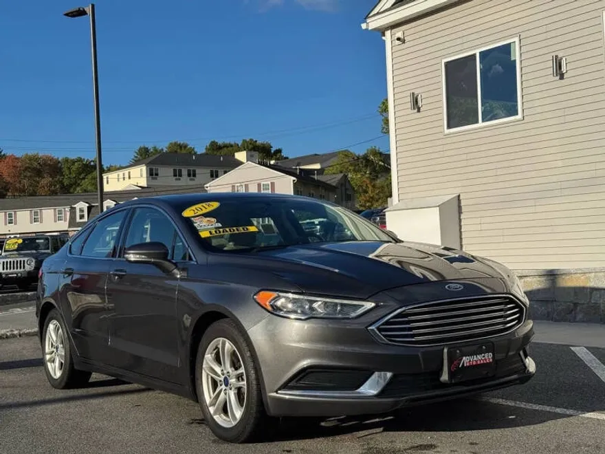 2018 Ford Fusion SE photo 1