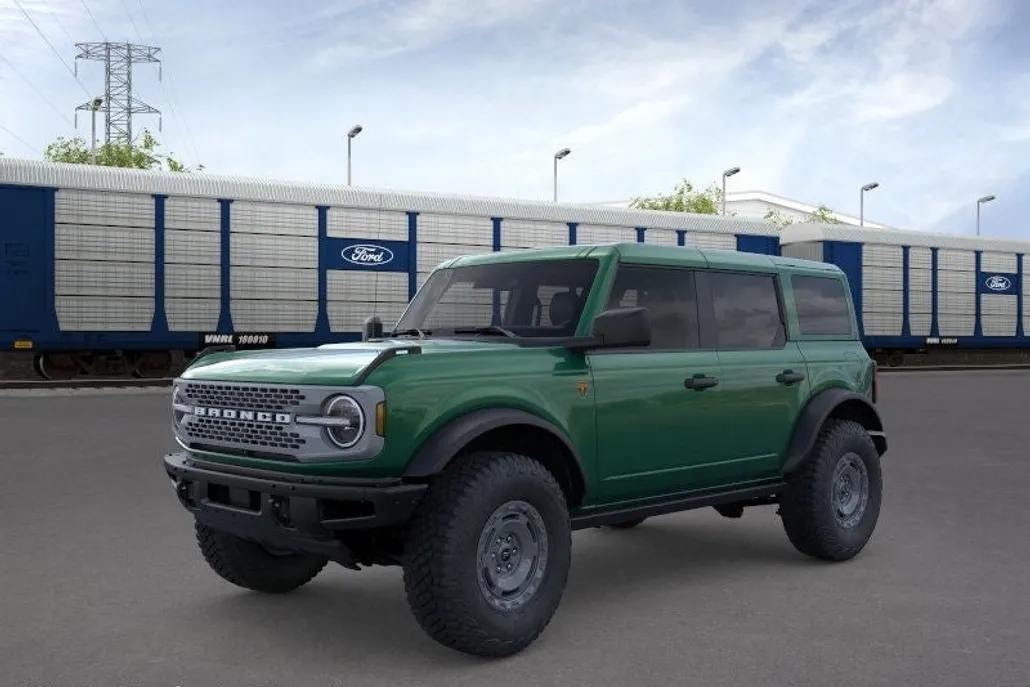 2025 Ford Bronco Badlands photo 1