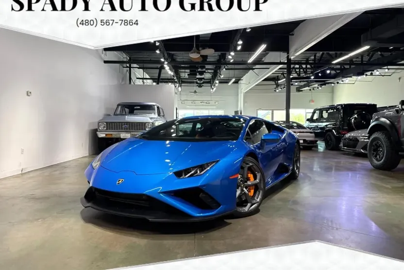 2020 Lamborghini Huracan Evo Coupe photo 1