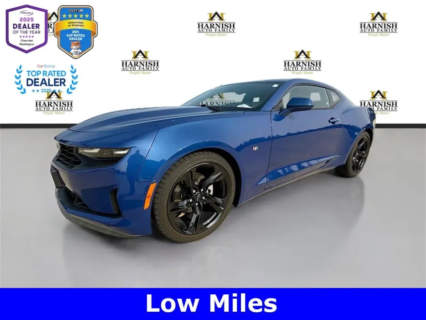 2021 Chevrolet Camaro 1LT photo 1