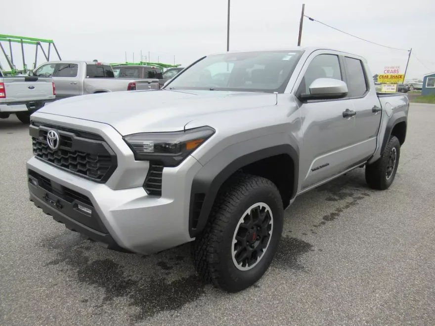 2024 Toyota Tacoma TRD Double Cab photo 1