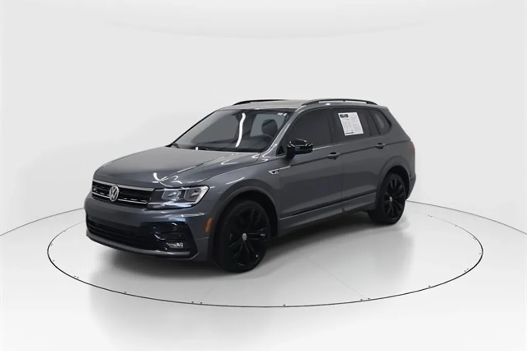 2020 Volkswagen Tiguan SE photo 1