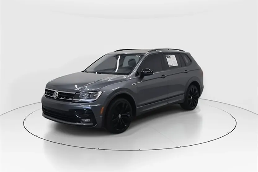 2020 Volkswagen Tiguan SE photo 1