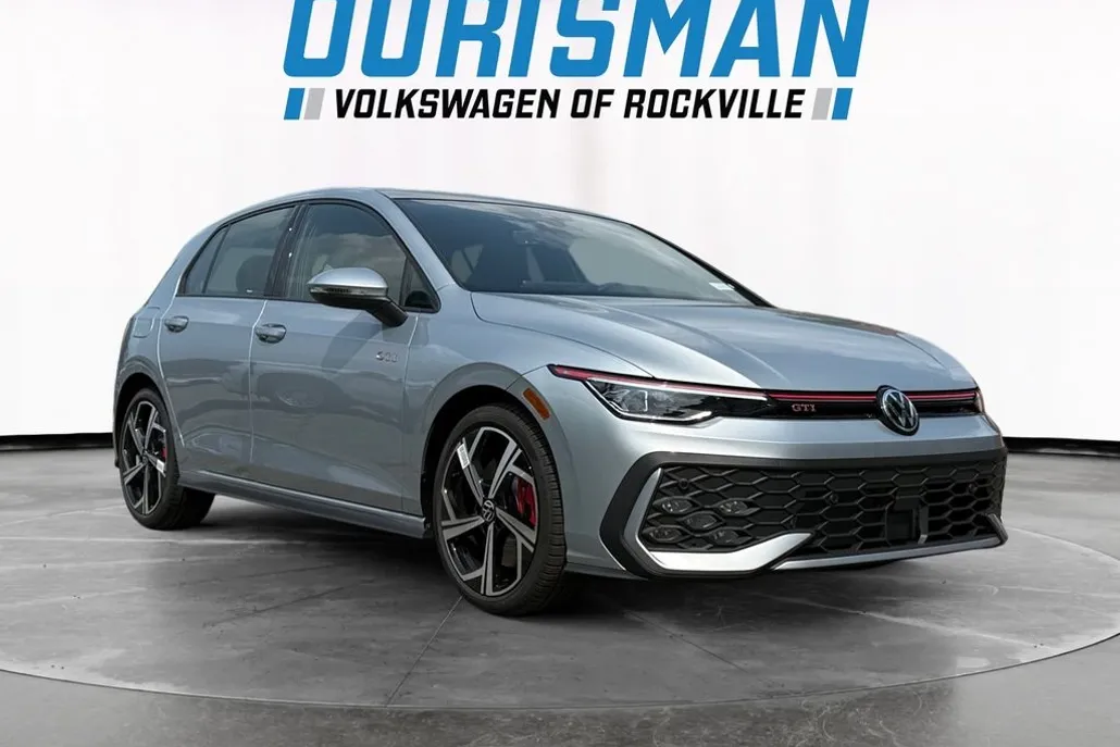 2025 Volkswagen Golf GTI SE photo 1
