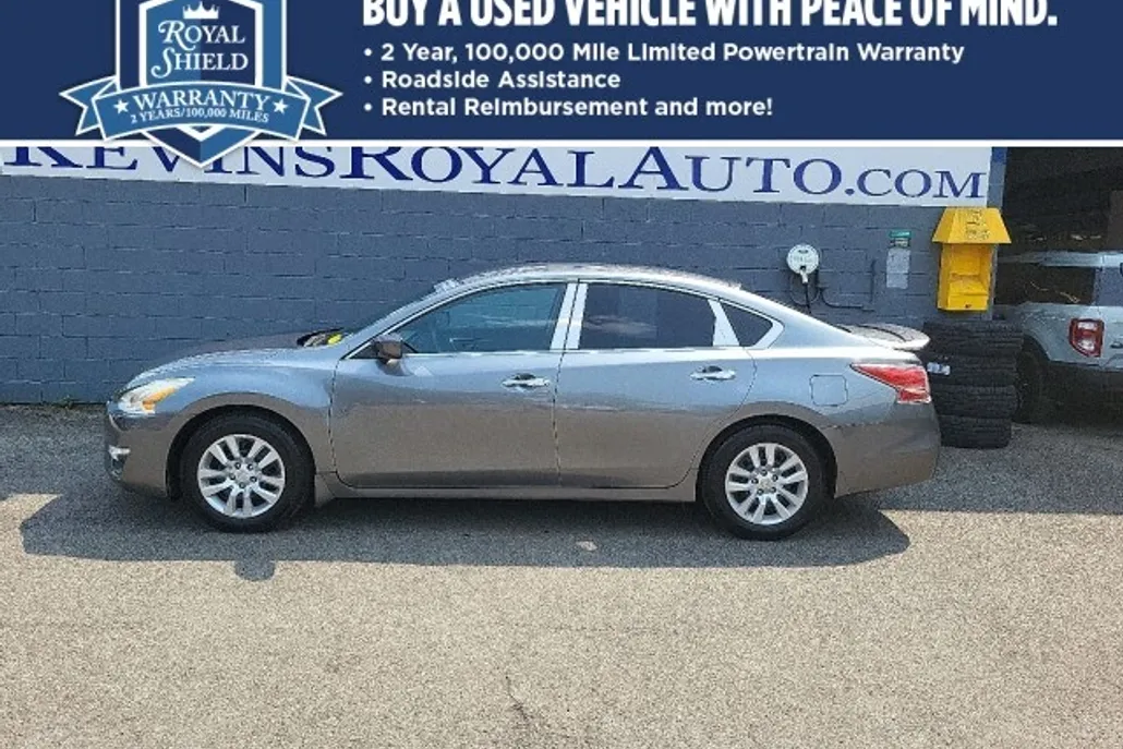 2015 Nissan Altima 2.5 S photo 1