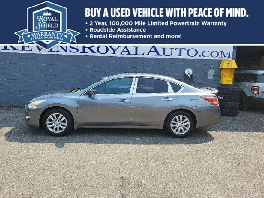 2015 Nissan Altima 2.5 S photo 1