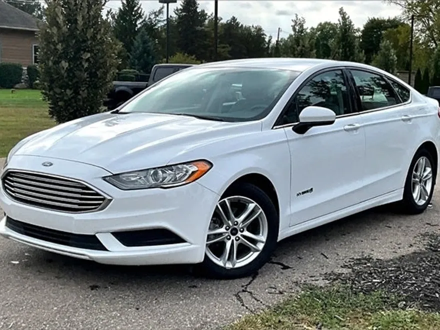2018 Ford Fusion Hybrid SE photo 1