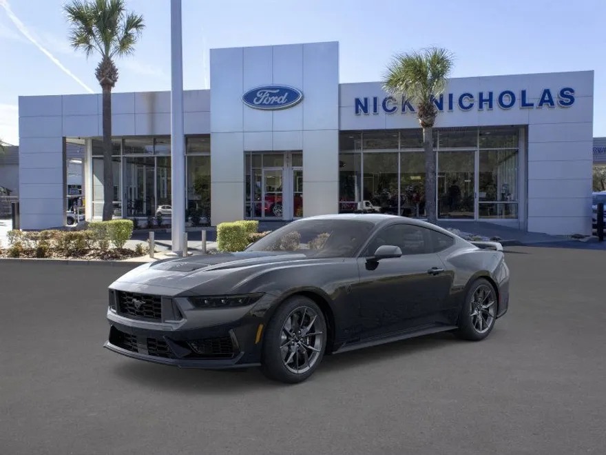 2025 Ford Mustang Dark Horse photo 1
