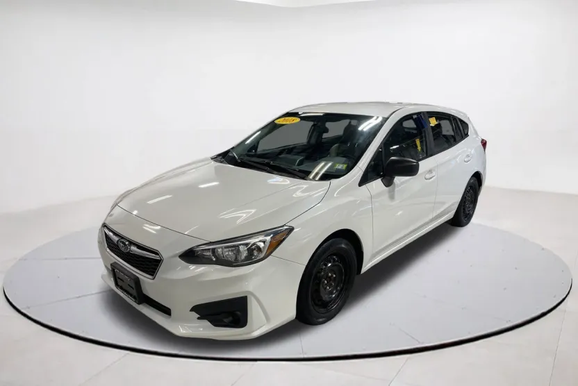 2018 Subaru Impreza 2.0i photo 1